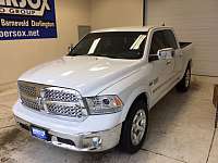  2015 Ram 1500 4WD Crew Cab Laramie at Ubersox Auto Group near Monroe, WI